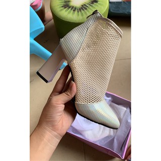 Boot lưới nữ xinh 2019