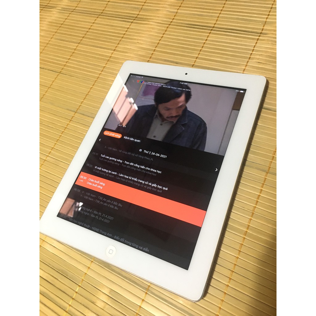 Máy tính bảng ipad 4 dung lượng 32G cắm sim 4G bản quốc tế | BigBuy360 - bigbuy360.vn