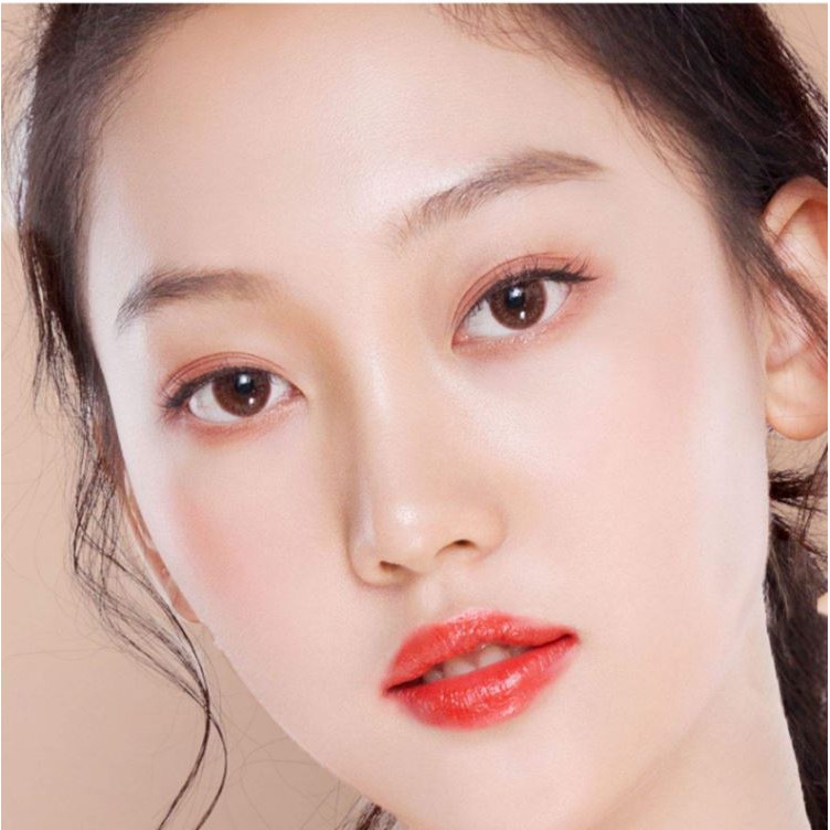 Kem nền thần thánh Demyself  kiềm dầu, mịn nhẹ. chống nắng che phủ hoàn hảo | BigBuy360 - bigbuy360.vn