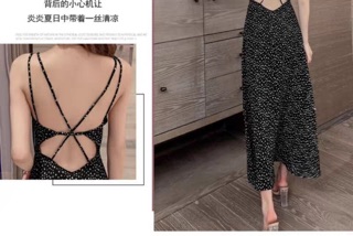 VÁY MAXI CHẤM BI ĐỎ VÀ ĐEN