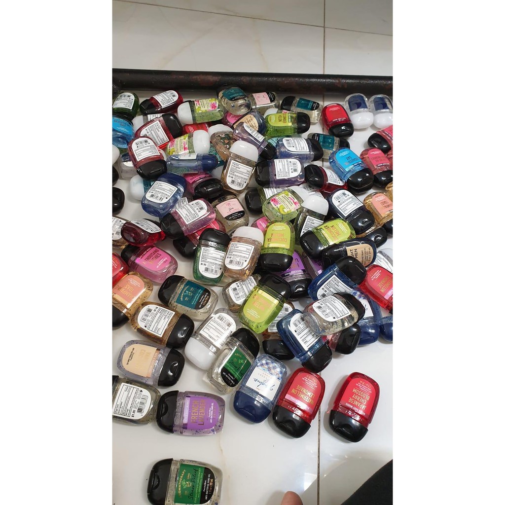 Gel rửa tay khô bath & body works 29ml giao màu ngẫu nhiên Sakura Shop
