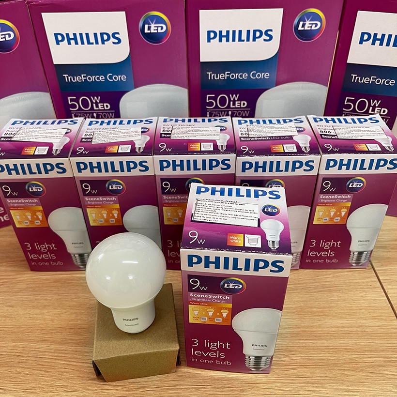 Bộ 2 Bóng đèn LED Philips Scene Switch 9W 3 cấp độ 3000K E27 A60 - Ánh sáng vàng