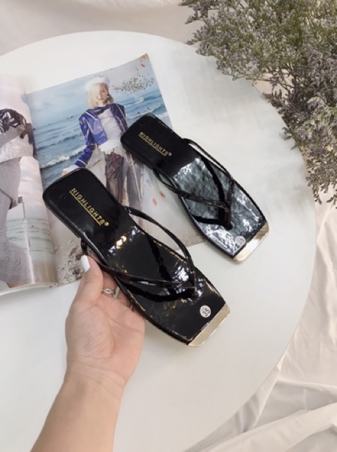 Lê xỏ ngón cho mùa du lịch