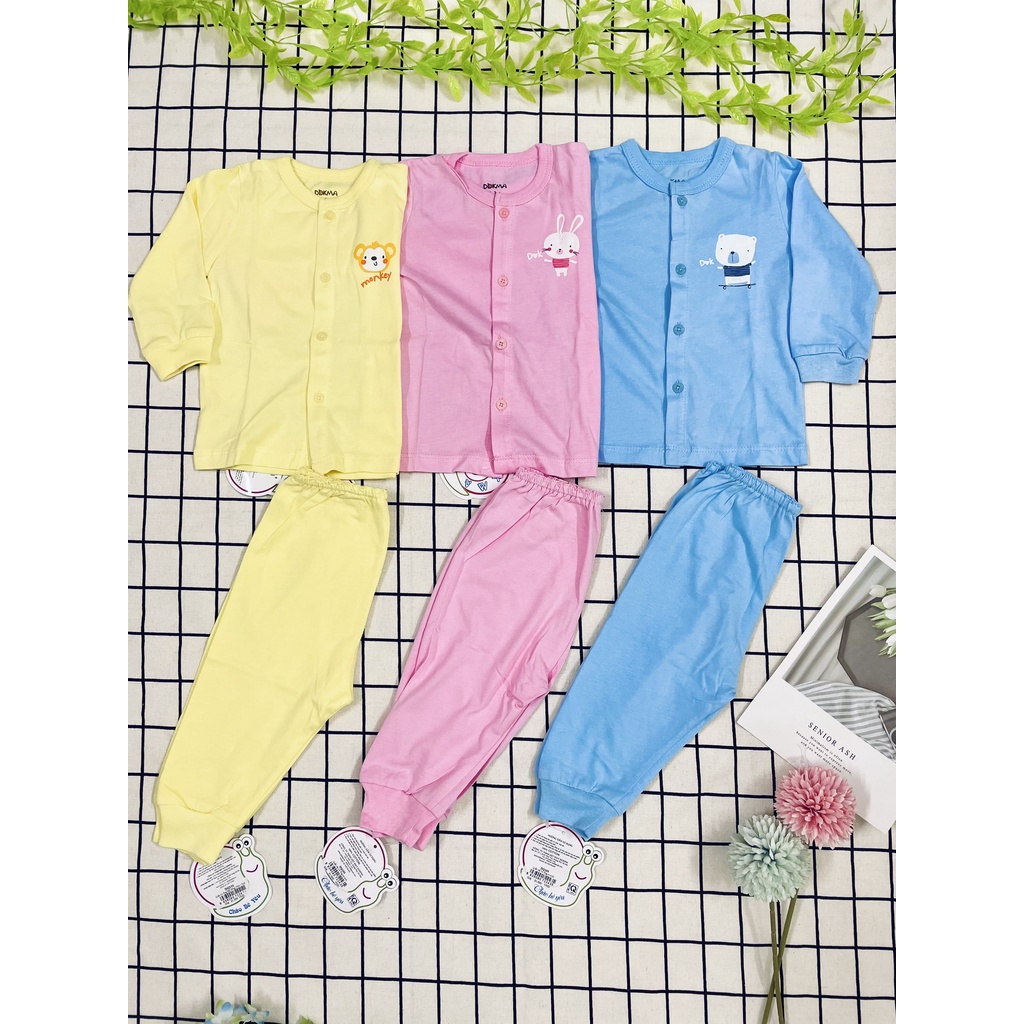 Dokma - Bộ quần áo sơ sinh màu cài giữa cho bé 3-12m