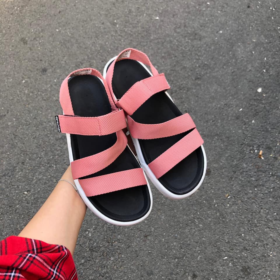 Giày sandal nữ DETA đế cao su liệu vả canvas siêu nhẹ dáng Unisex cho cả nam/nữ 1515 (FORM TO LỆCH 1 SZ)