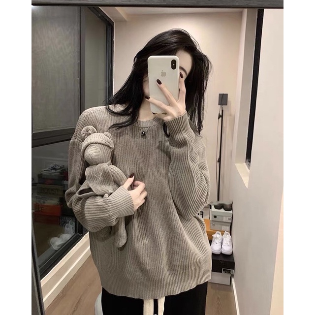 Áo len đính gấu bông