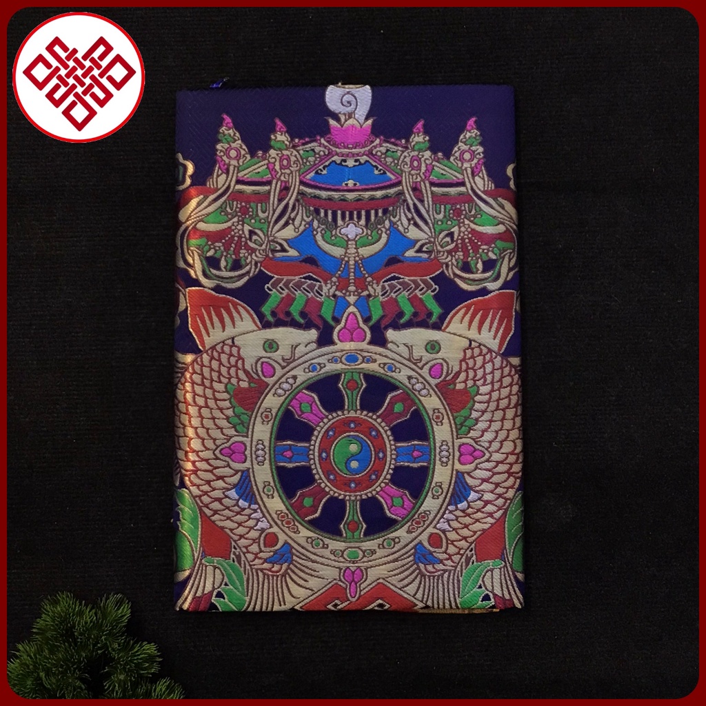 Rèm Cửa Trang Trí Bàn Thờ Mật Tông  Bát Cát Tường - Kalachakra Nền Xanh