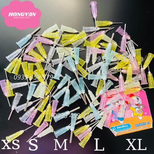 Đục/ Dập lỗ núm ty cho bé