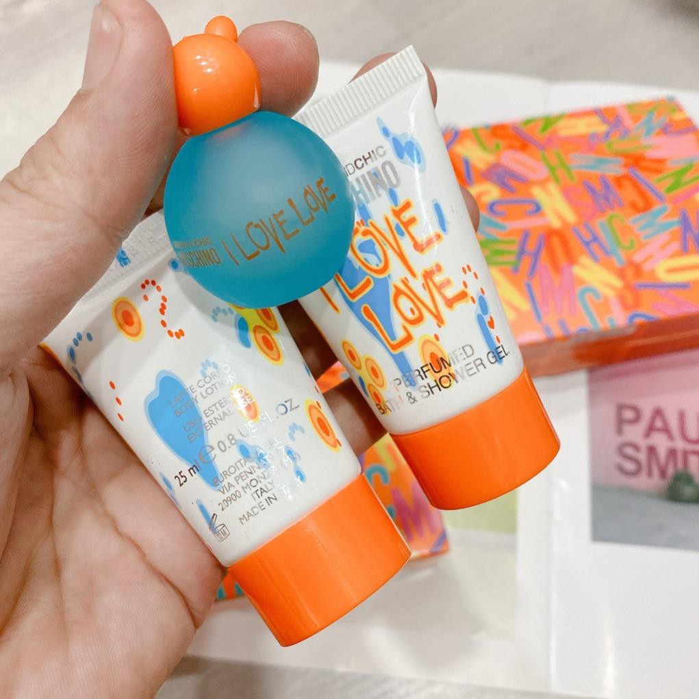Set Nước hoa Moschino Cheap &amp; Chic I Love Love (Lotion - Sữa Tắm - Nước Hoa Minisize