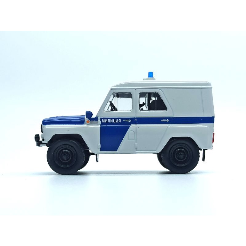 Mô hình xe Uaz 469