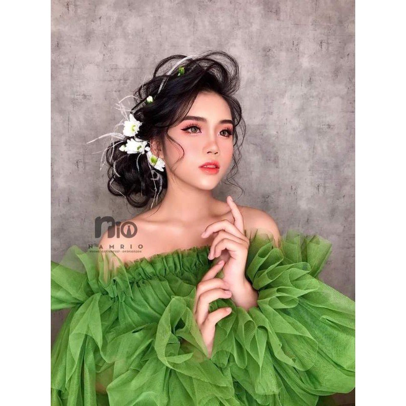 Set quây chun ngực kèm tay phồng, Chụp mẫu makeup.