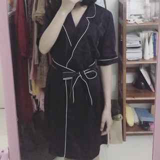Váy ngủ lụa màu đen sz M
