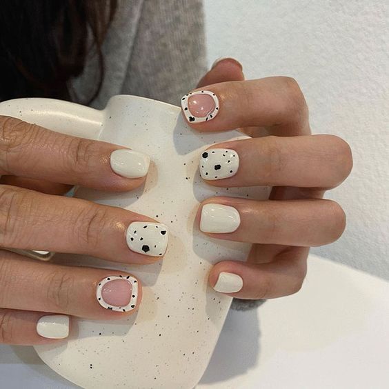 Móng úp thiết kế tặng kèm keo + dũa nail