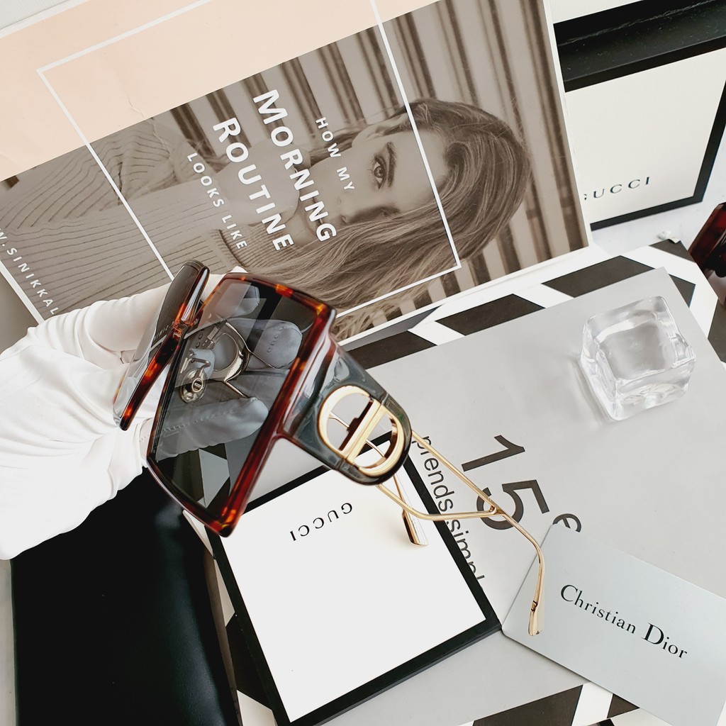 Kính mát chính hãng Christian Dior sunglasses 30 montaigne hot hit Em này màu đồi mồi Havana Brown siêu hiếm