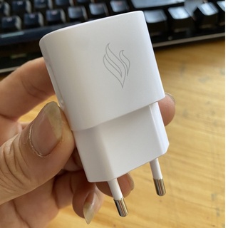 Củ sạc vsmart 5v-2A 10w,cáp sạc vsmart,hàng chính hãng vsmart dùng cho tất cả các máy android ,samsung,huawei,vivo...