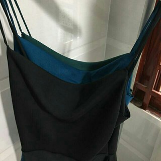 Áo cổ đổ form peplum