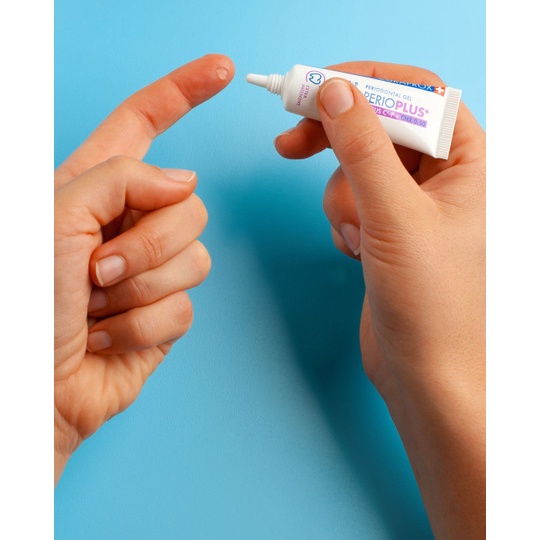 GEL PERIOPLUS DATE 11.2025 chứa Chlorhexidine digluconate0,5% 10ml- hết viêm đau nóng