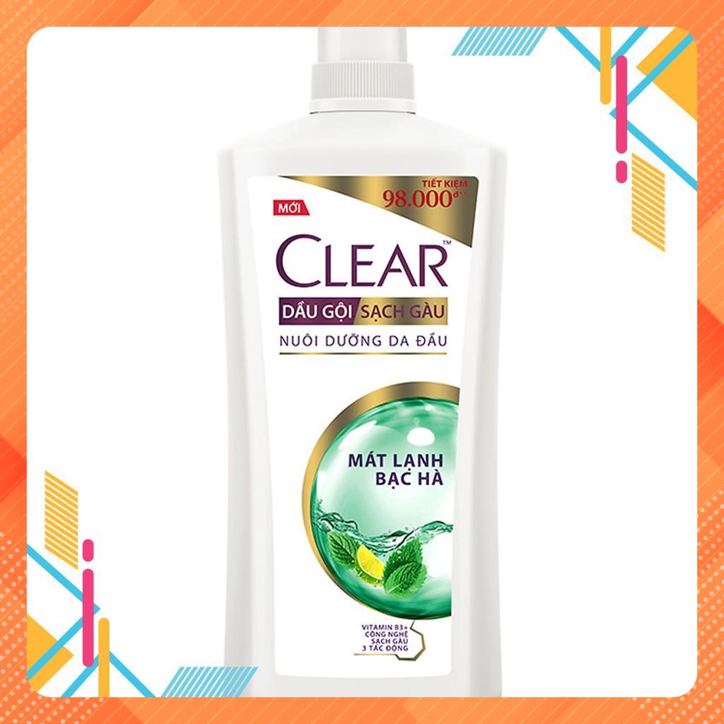 Dầu gội sạch gàu Clear mát lạnh bạc hà 880g