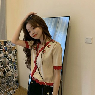 Áo cổ tim viền đỏ len mongtoghi