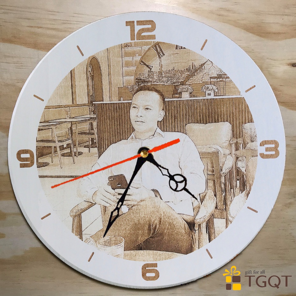 Đồng Hồ Gỗ Khắc Hình Theo Yêu Cầu - Quà Tặng Sinh Nhật, Quà Tặng Thầy Cô