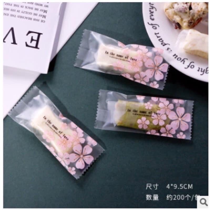 Túi kẹo Nougat hoa đào 200 chiếc, vỏ nougat hàn nhiệt