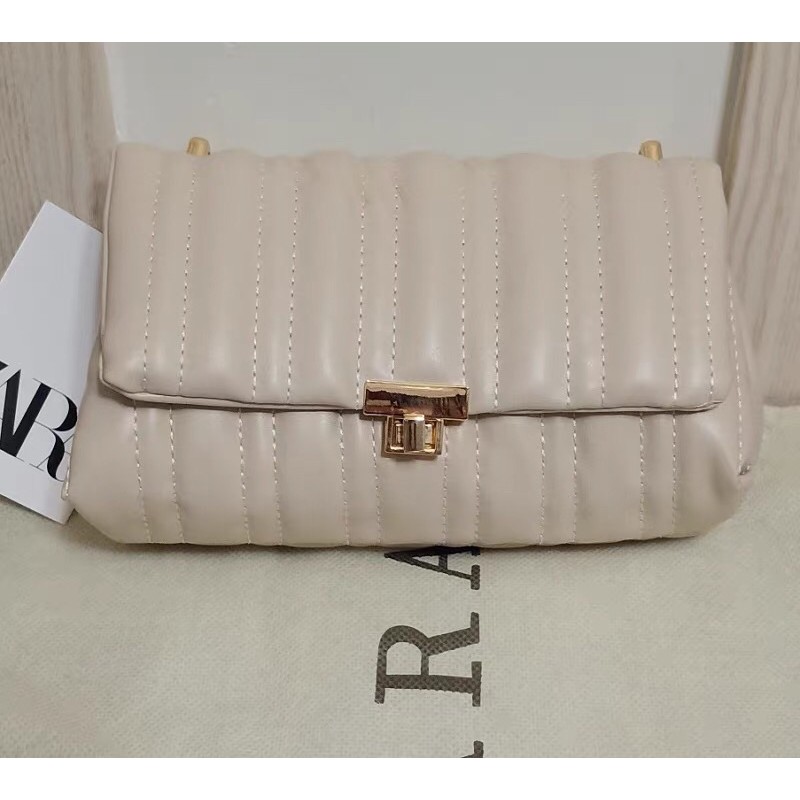 Túi đeo chéo Zara