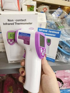 Nhiệt kế điện tử