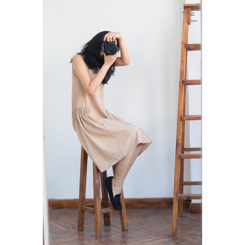 Maris Dress / Váy không tay nhún sườn