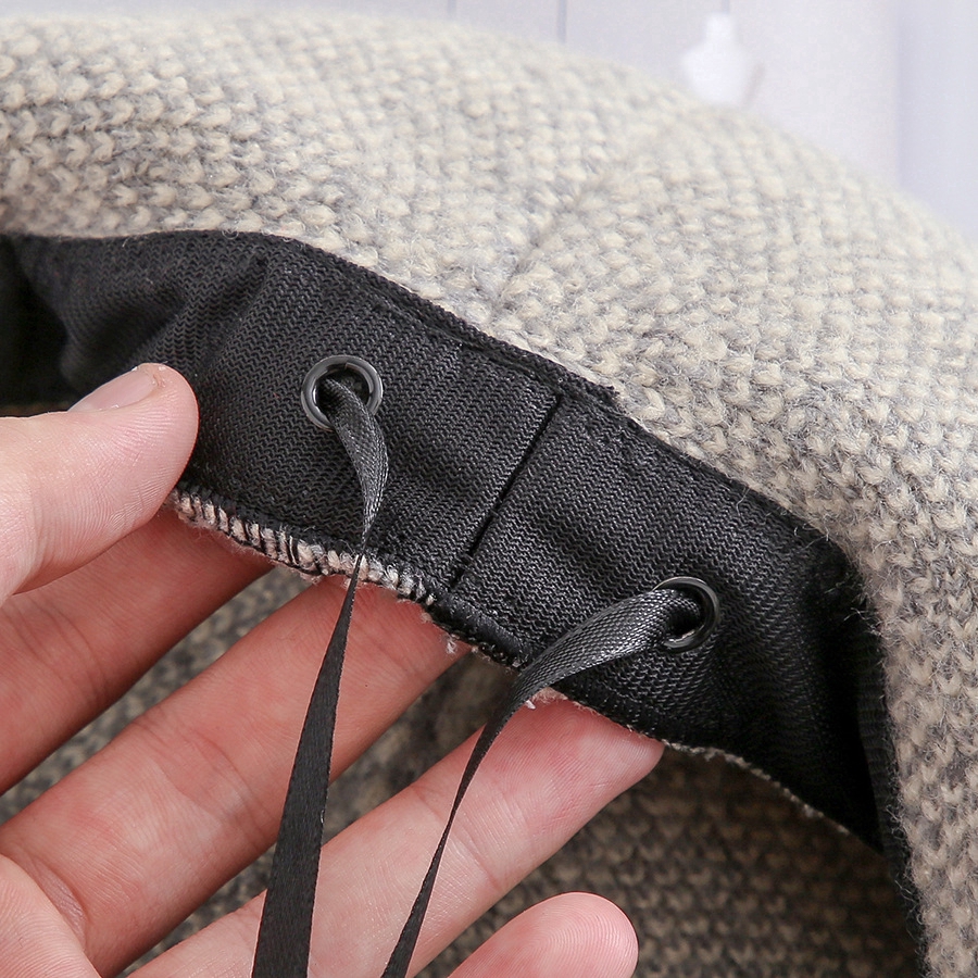 Warm and trendy simple knitted beret hat