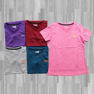 Áo thun thể thao nữ logo thêu cổ tim (5 màu)