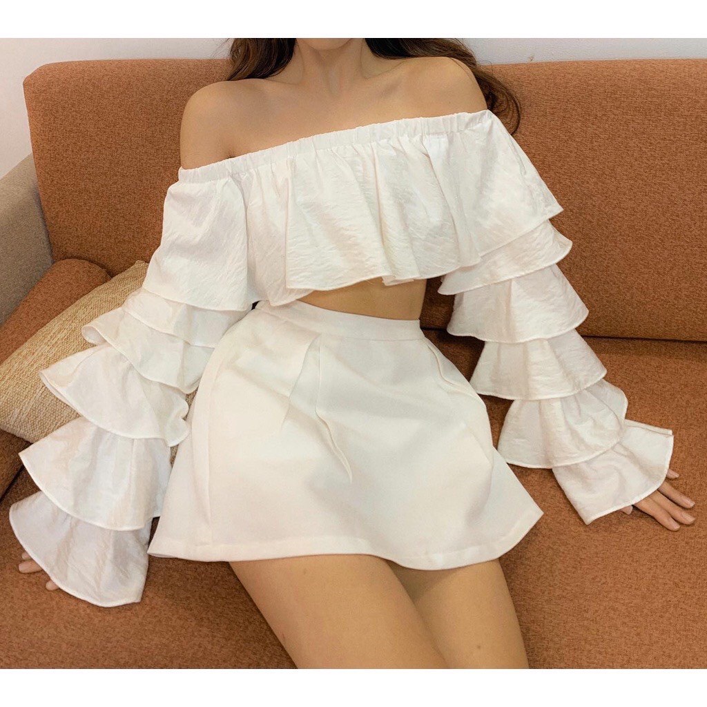 Áo Croptop Trễ Vai RANSHI Áo Bánh Bèo Hở Vai Ống Tay Dạng Loe Thiết Kế Mới Lạ Siêu Xinh Xắn Hấp Dẫn - RA060