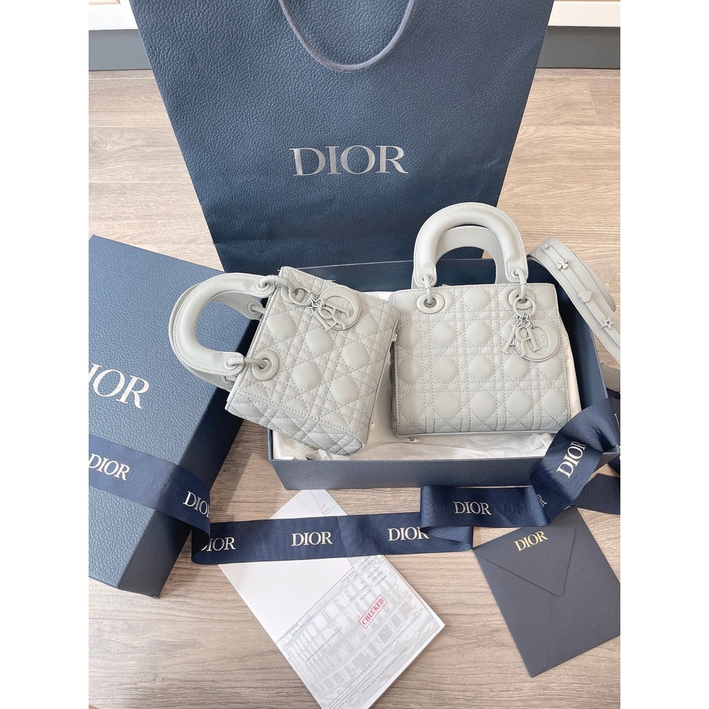 Túi Xách Di.or Lady Ultra Matte Màu Sắc: Ghi, Size: 17 và 20cm