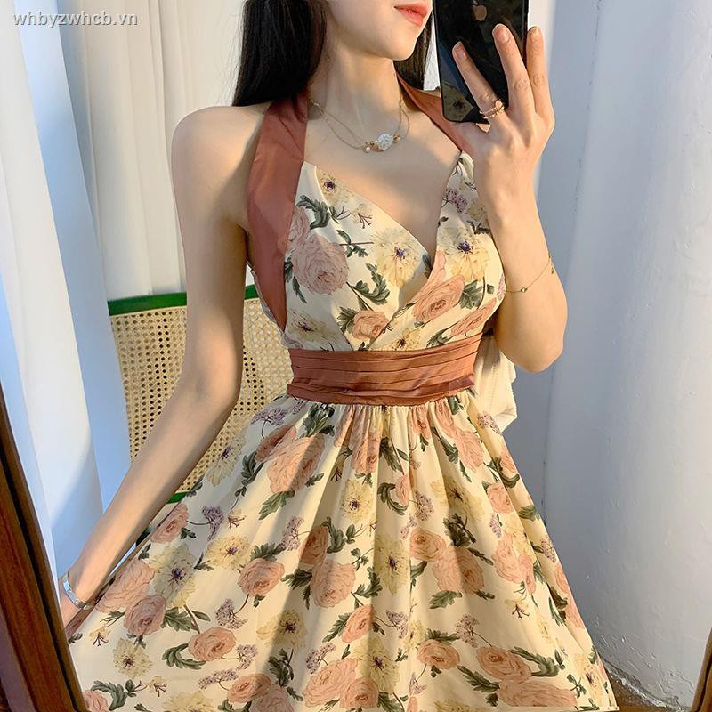 Đầm Ôm Cổ Yếm In Họa Tiết Sơn Dầu Quyến Rũ Dành Cho Nữ | BigBuy360 - bigbuy360.vn