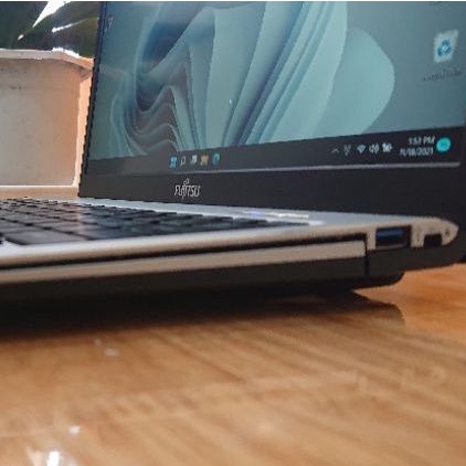 Laptop Fujitsu S936 (i5-6300u, ram 8gb, ssd 256gb, fullHD) | BigBuy360 - bigbuy360.vn