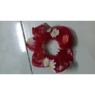 CỘT TÓC VẢI LƯỚI ĐỎ BÔNG CÚC DỄ THƯƠNG