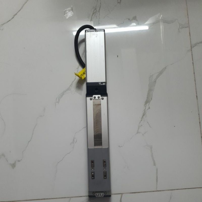 Trục z AIA made in japan