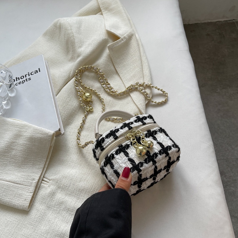 Túi Đeo Chéo mini Bằng Vải Len niche Thiết Kế Phổ Biến Thời Trang Mùa Hè 2022 Mới Dành Cho Bạn Nữ