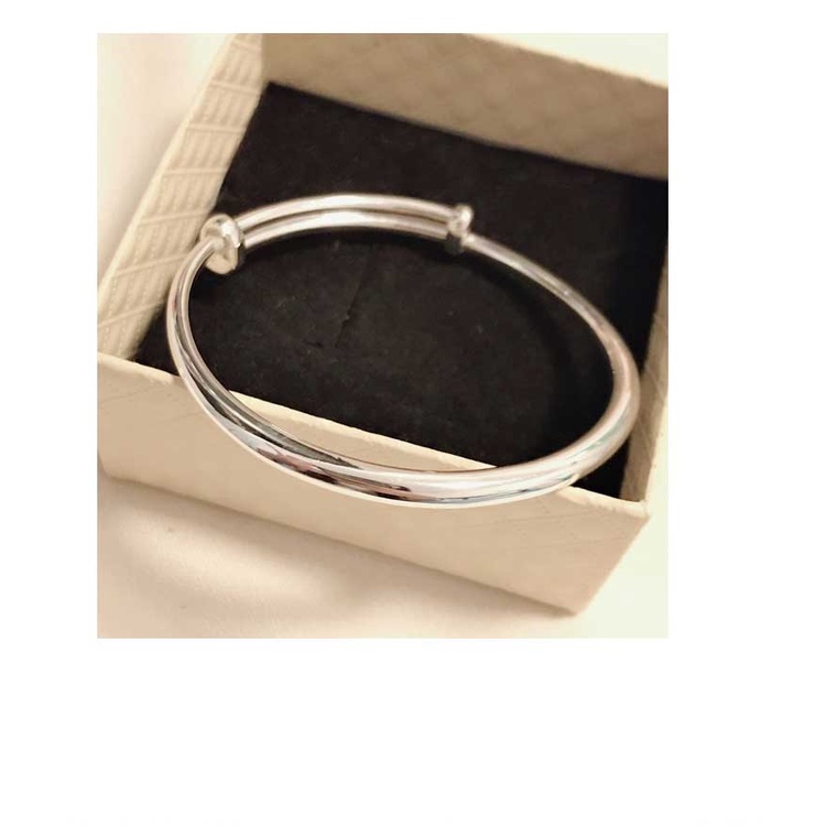 Kiềng tay-Lắc tay bạc cứng DaLiA Jewelry có thể tự điều chỉnh size theo ý muốn