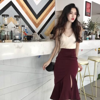 (có sẵn)SET BÁN RỜI áo 2 dây+ chân váy đuôi cá mã 827