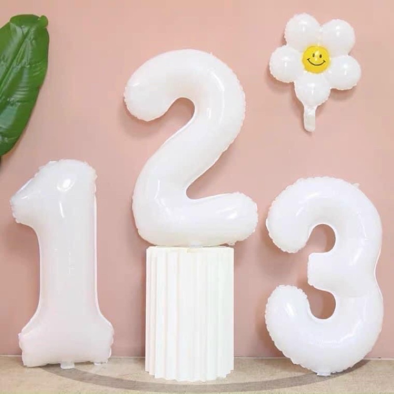 Bóng số to màu trắng phong cách sinh nhật hàn quốc size 32"