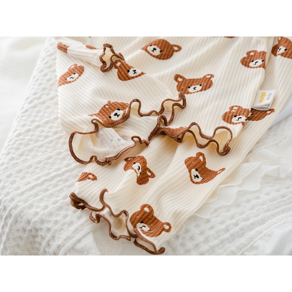 Bộ Đồ Ngủ Ngắn Tay Vải Mềm In Hình Gấu Và Hoa Dành Cho Bé