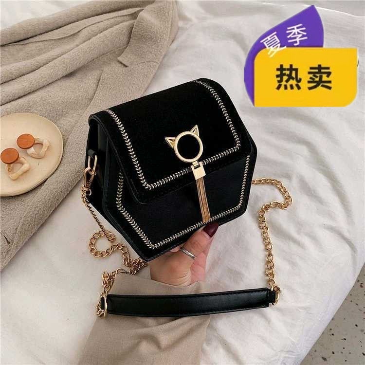 (Hàng Có Sẵn) Túi Xách Nữ Nhỏ Nhắn Kết Cấu Màu Đỏ CK Phong Cách Phương Tây Dễ Phối Đồ Thời Trang Năm 2021