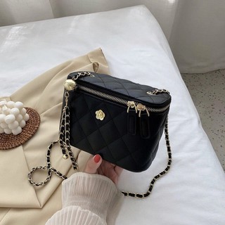 túi xách dáng hộp size 18
