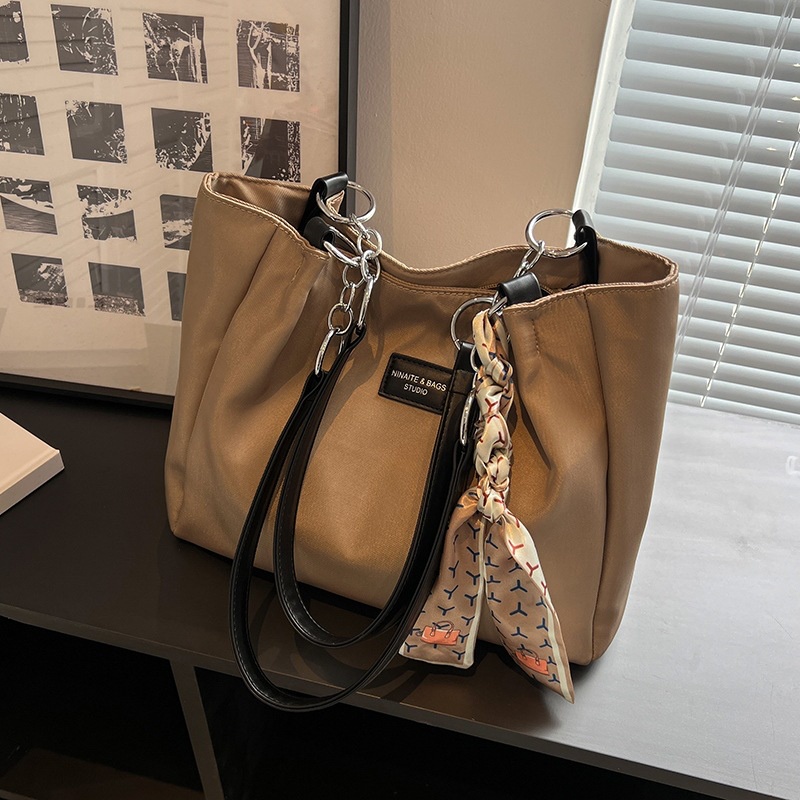 Túi Đeo Vai Bằng nylon Sức Chứa Lớn Thời Trang Cho Nữ