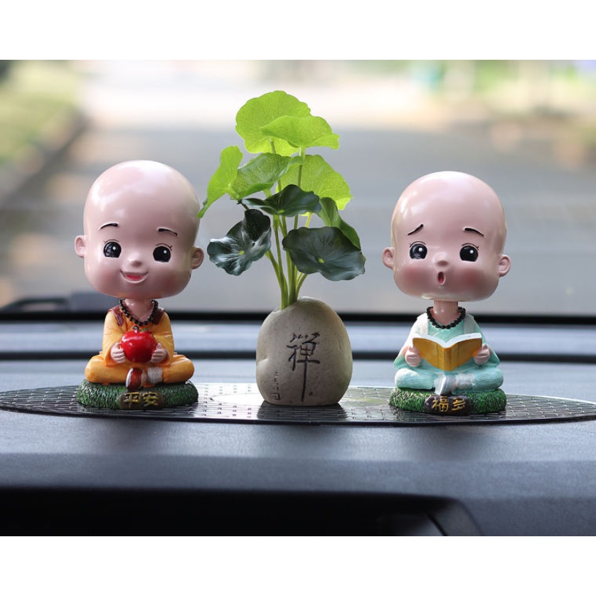 Cây Rau Má Nhật lá tròn giả trang trí tiểu cảnh - ô tô tao nhã