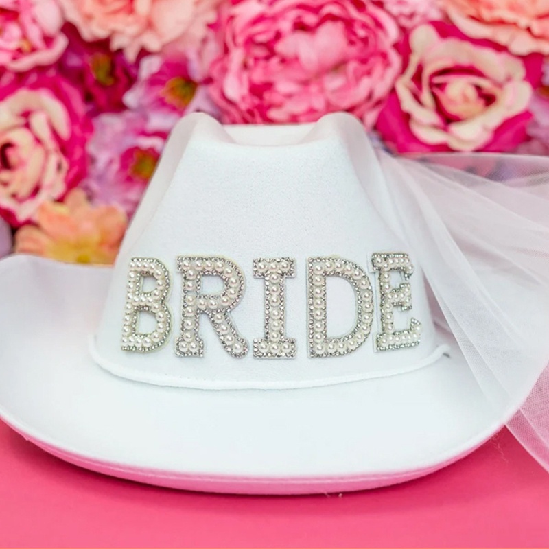 Mũ Cao Bồi In Chữ ONERI Mrs Cowgirl Cho Cô Dâu