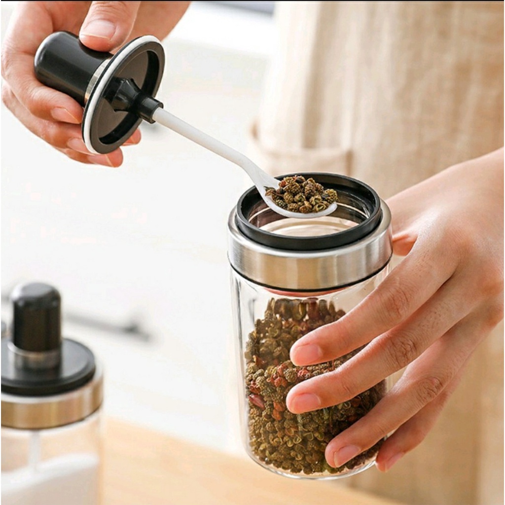 [FREESHIP] Hũ đựng gia vị thủy tinh kèm muỗng dung tích 250ml thiết kế tinh tế mang đến góc bếp nhà bạn thêm hiện đại.