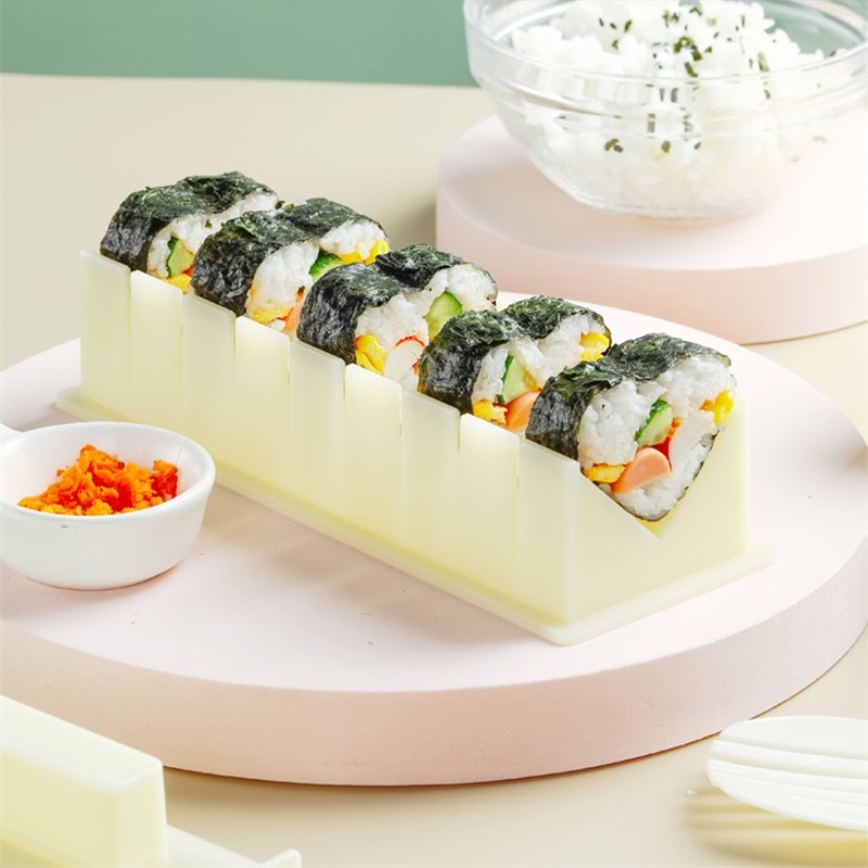 Khuôn Làm Cơm Cuộn Sushi Nhật Bản Đa Năng Tiện Dụng