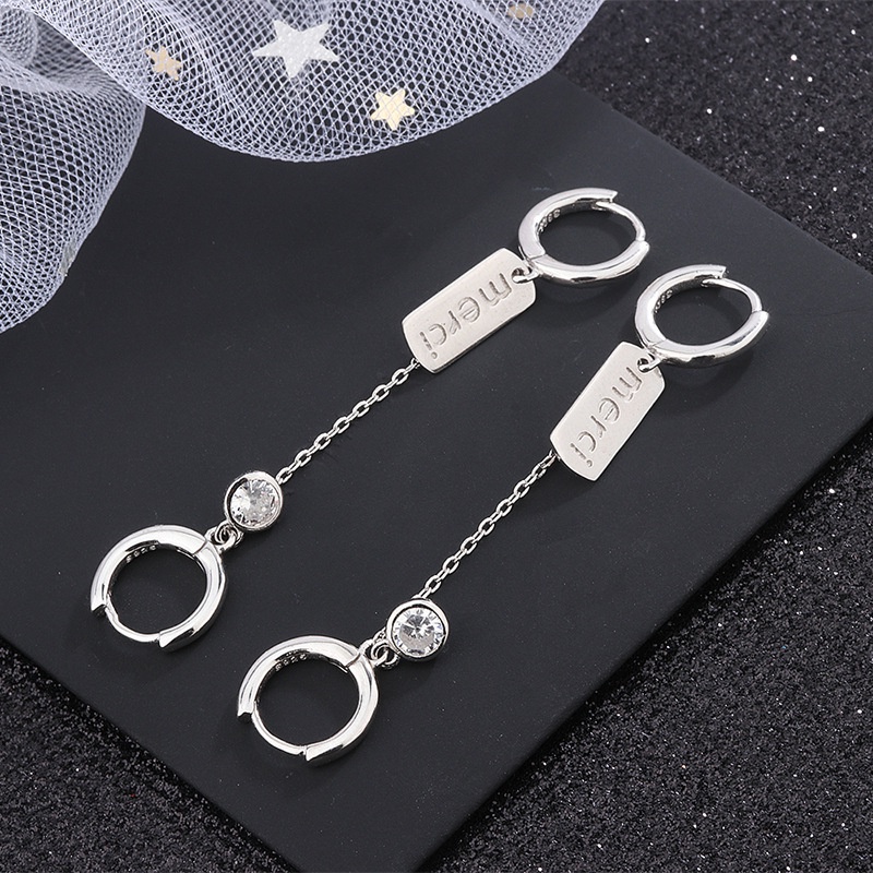 1 Đôi Bông Tai Dáng Dài Đính Đá Hình Chữ Cái Phong Cách Hàn Quốc Cổ Điển Cho Nữ