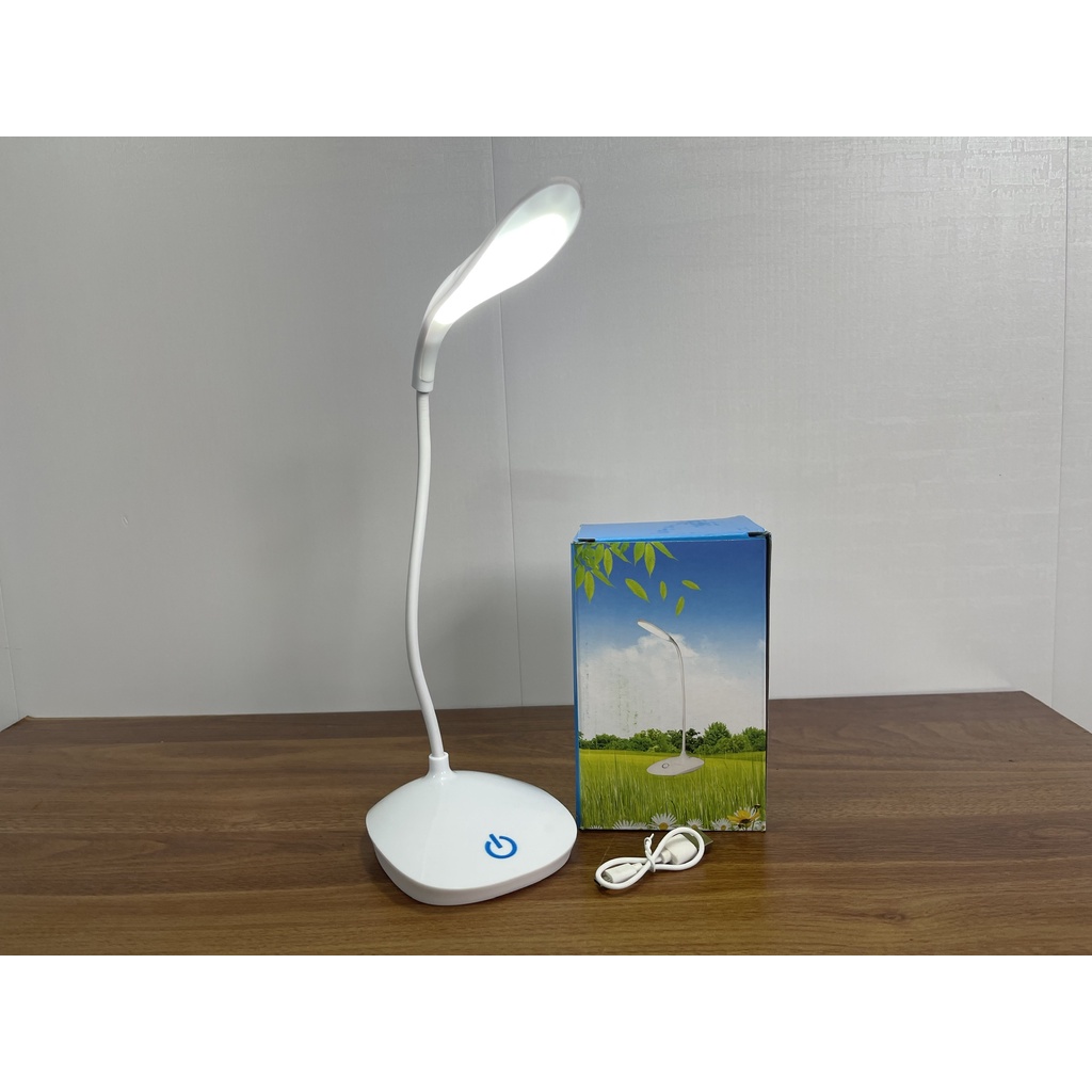 Đèn bàn tích điện 3 màu ánh sáng dùng vào đọc sách, làm việc, đèn học SD1